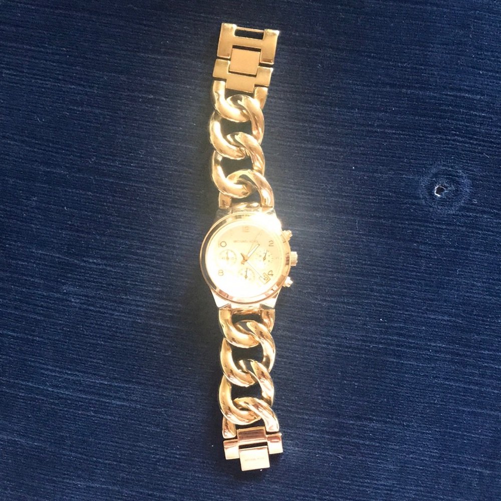 MK USED WATCH
